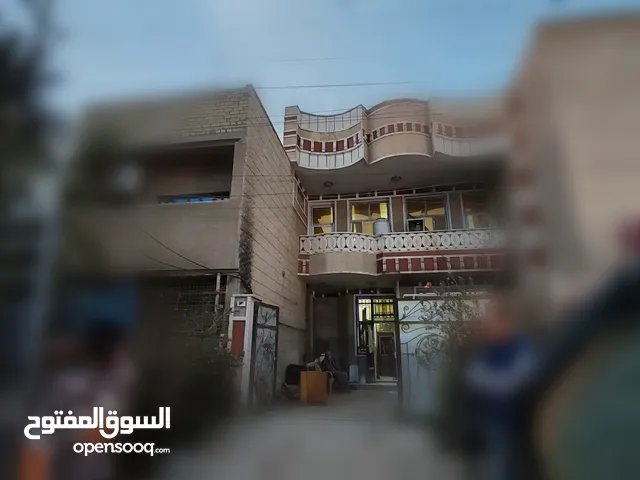 180 m2 4 Bedrooms Townhouse for Sale in Baghdad Elshaab