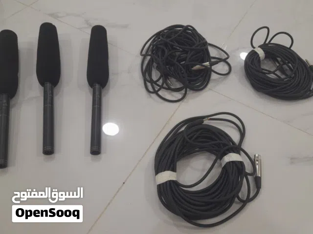 للبيع مايكات عدد 3 + كابلات مايكرفون عدد 3