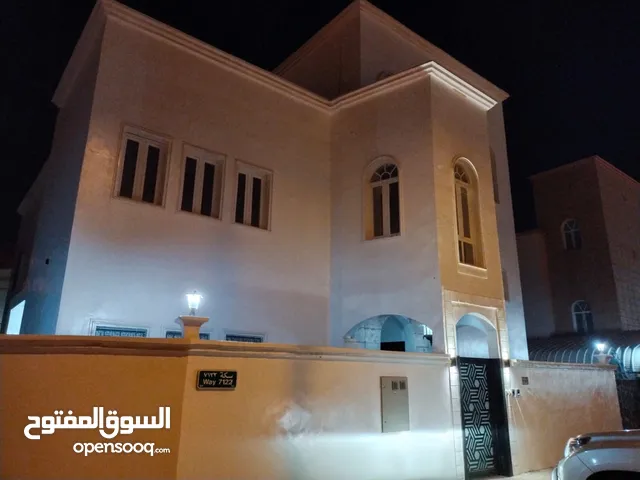 420m2 4 Bedrooms Apartments for Rent in Muscat Bosher