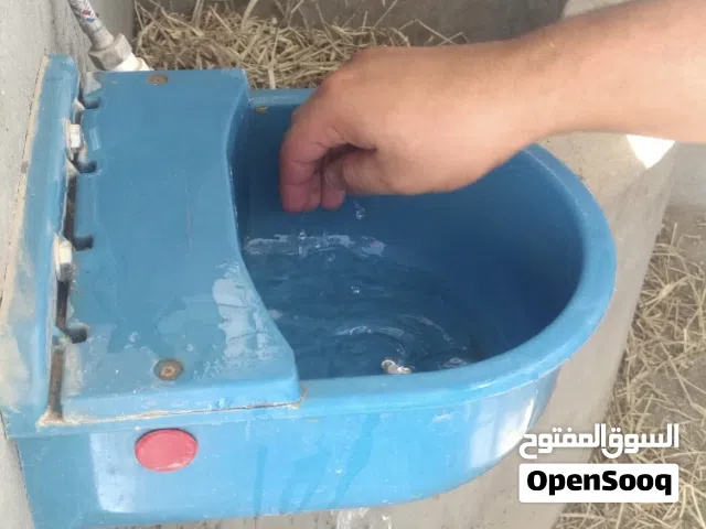 تخفيضات / مشارب الاتوماتيكية صناعة تركية تحتوي على عوامه في الداخل مغطاه