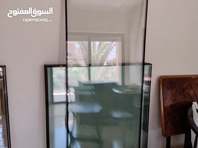 الواح زجاج شبابيك عدد 2 دبل جلاس عادي ،، ولوح زجاج باب صغير دبل جلاس عادي