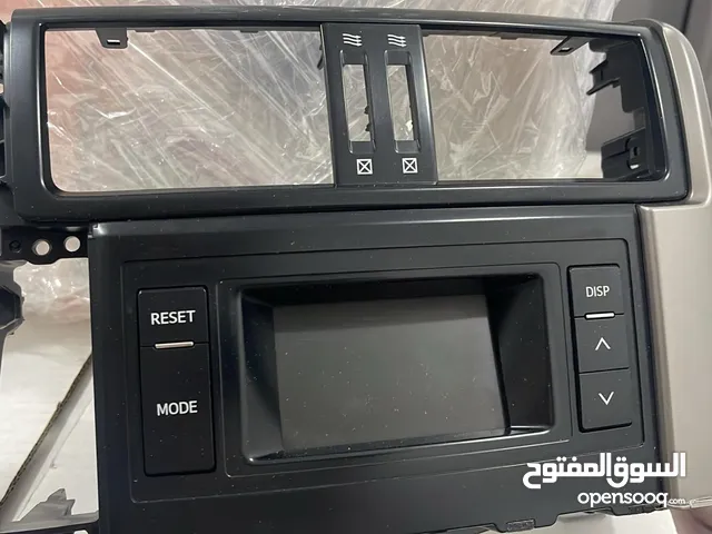 شاشة سياره داخليه