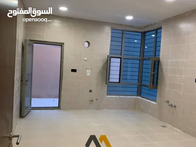 منزل سكني للايجار  البصرة - مدينة النرجس السكنية  فئة B