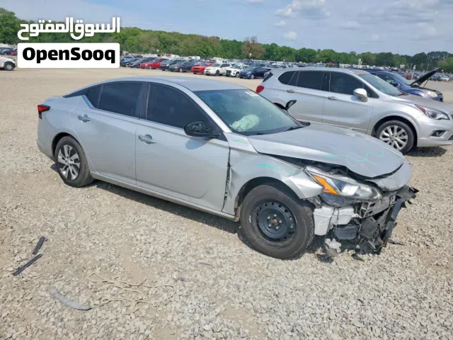 2021 نيسان التيما S