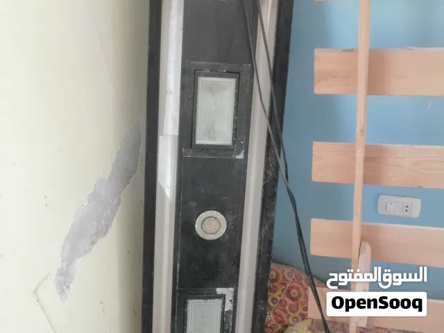 إيناره للأحواض البحريه والاحياء البحريه حجم كبير جدا