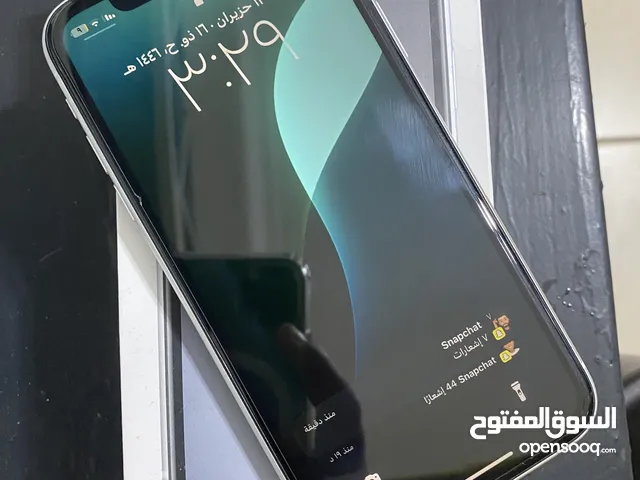 iPhone Xr white colour
