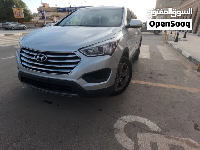 2014 هيونداي سنتافي Standard