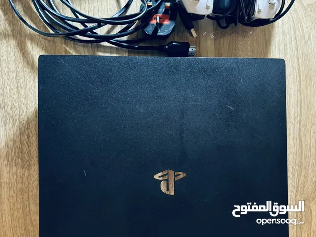 PLAYSTATION 4 PRO 512 G