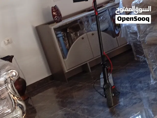 سكوتر الكهربائيه 350 توصل لي 500 واط  انا موديلها Electric  scooter  معاها شعن متاعها