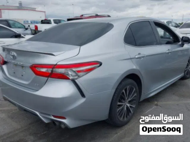 2018 تويوتا كامري SE