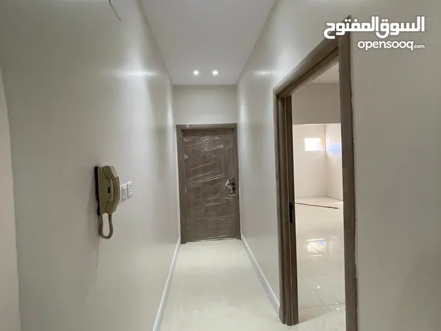 150 m2 4 Bedrooms Apartments for Rent in Al Madinah Shuran