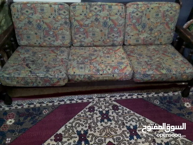 كنب مورس ثلاثية وثلث مقاعد كنب مورس ثلاثية وثلث مقاعد