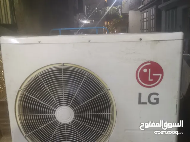 تكييف 3 حصان وارد الكويت استعمال خليجي كويتي ليس فيه اي عيوب ولا يحتاج اي مصروف جاهز ع التركيب