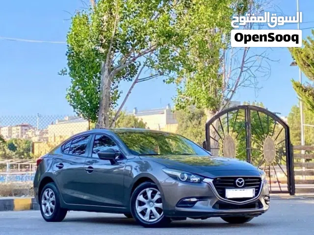 2019 مازدا 3 Standard