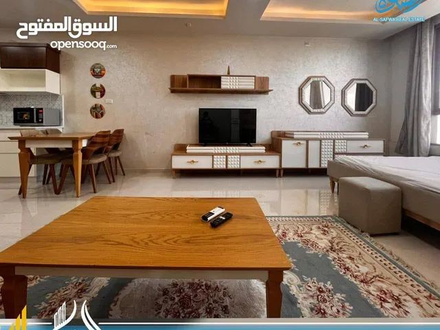 شقه مفروشه للايجار وسط البلد دوار الساعه