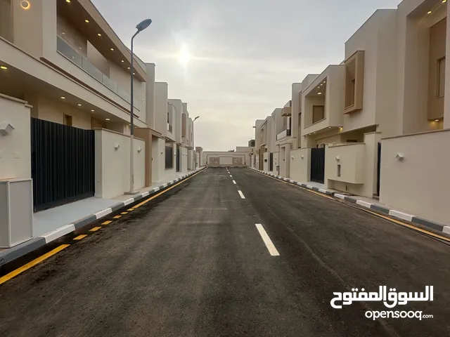 260m2 5 Bedrooms Villa for Sale in Tripoli Al-Mashtal Rd