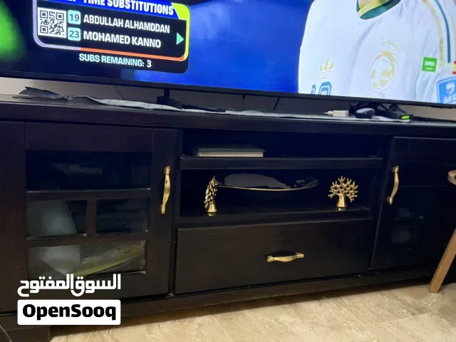 طاولة وسط + طاولة شاشة للبيع