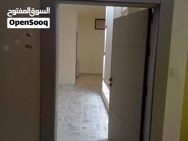 يوجد لدينا مكتب للايجار