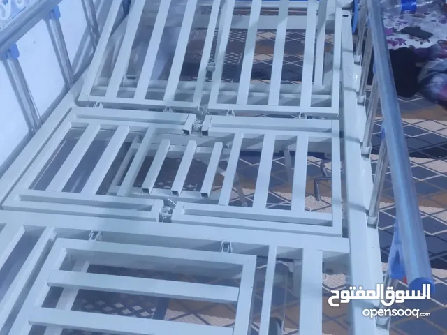 سرير طبي متعدد الاستخدامات