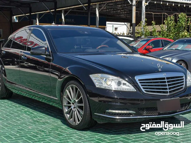 MERCEDES S500 2011 - excellent condition