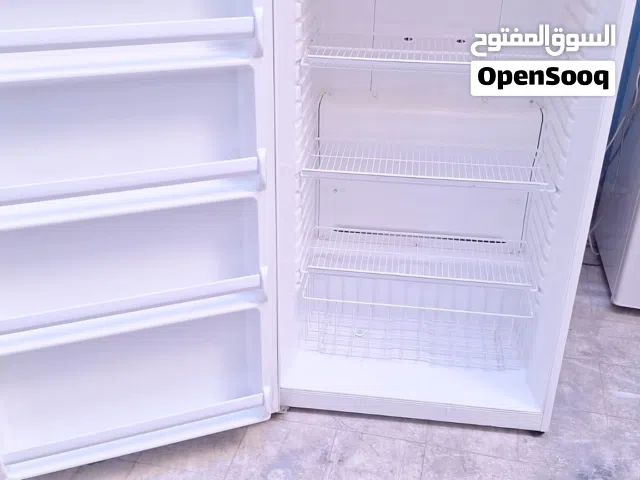 بيع فريزر هونداي 24 قدم بحاله ممتازه مع التوصيل والكفاله