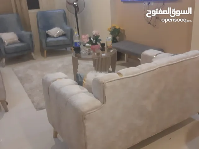 شقة للايجار مفروشه بالكامل حسن محمد  فيصل برح شيك