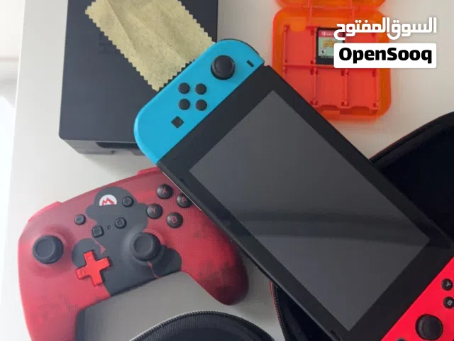 ننتندو سوتش نظيفة بدون خدوش بدون اي خراب نظيفة جدا و الي له خاطر بضبطة بسعر