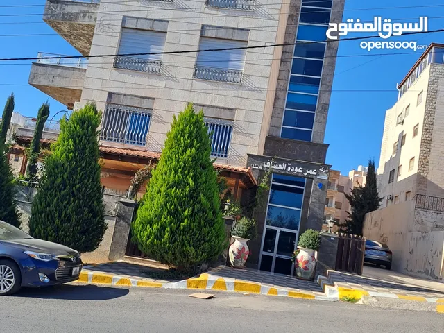 250 m2 5 Bedrooms Apartments for Sale in Amman Khalda