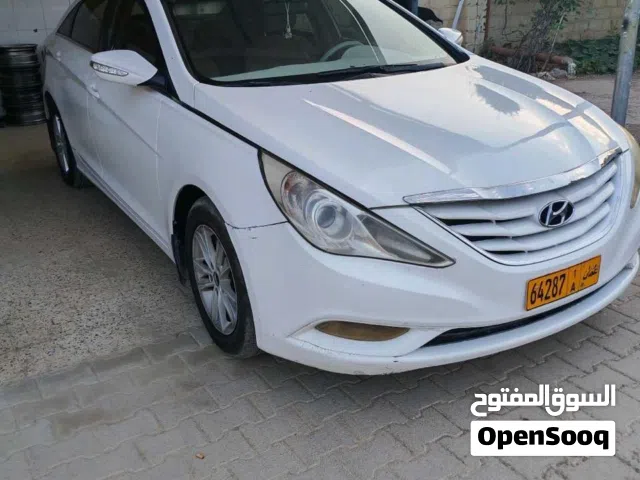 سوناتا للبيع موديل 2011 نظافه فوووول