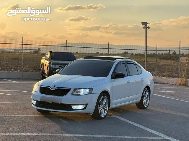سكودا اكتافيا 2015 اتوماتيك ماتور 1600 ديزل بانوراما