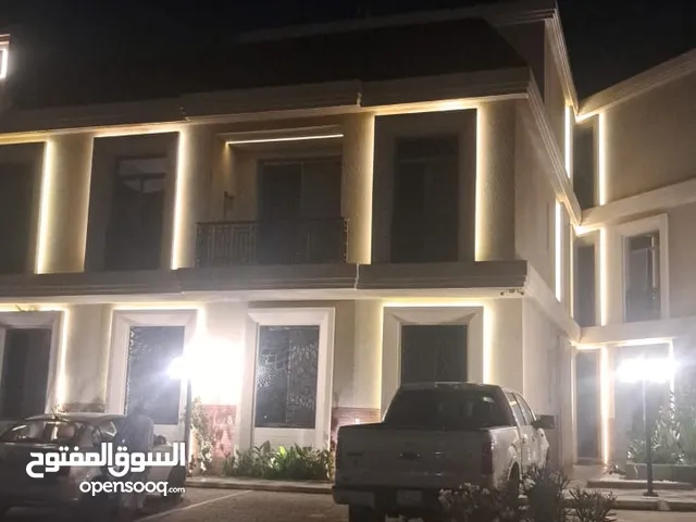 160 m2 3 Bedrooms Apartments for Rent in Al Riyadh Ar Rimal