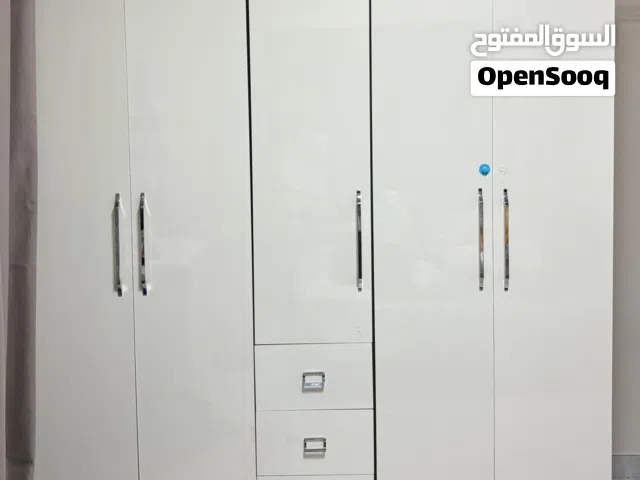 غرفة نوم حاله ممتازه