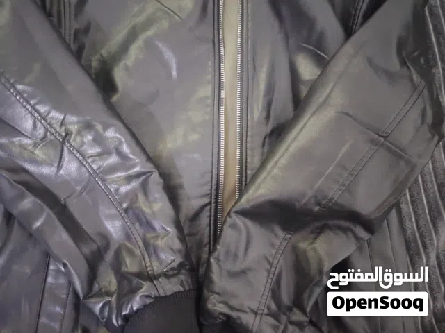 جاكيت ماركا