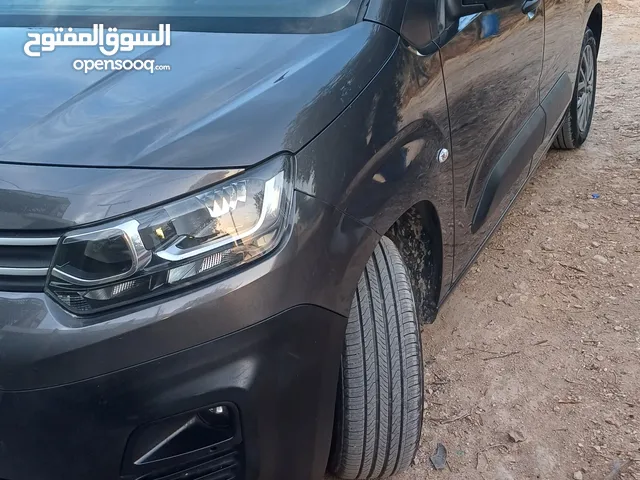 ستروين بارلنجو 2021 بحالة الوكالة