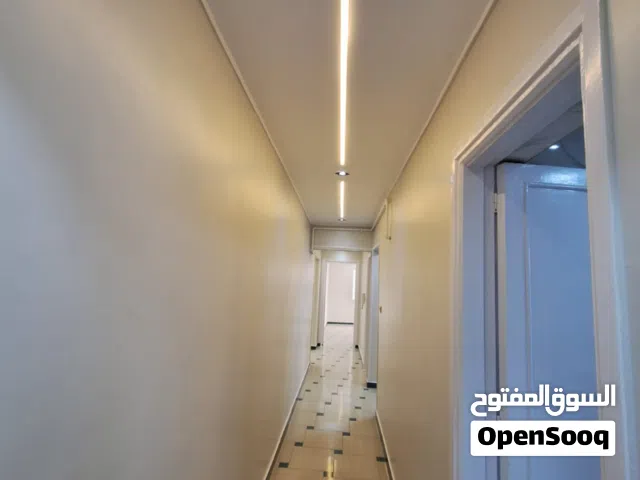 شقة في ميامي عيسوي مباشر بالقرب من كل الخدمات الحيوية