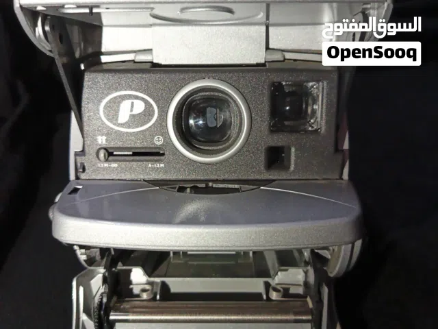 كميرا قديمه تصوير فوري شغاله بحاجه الى الفلم