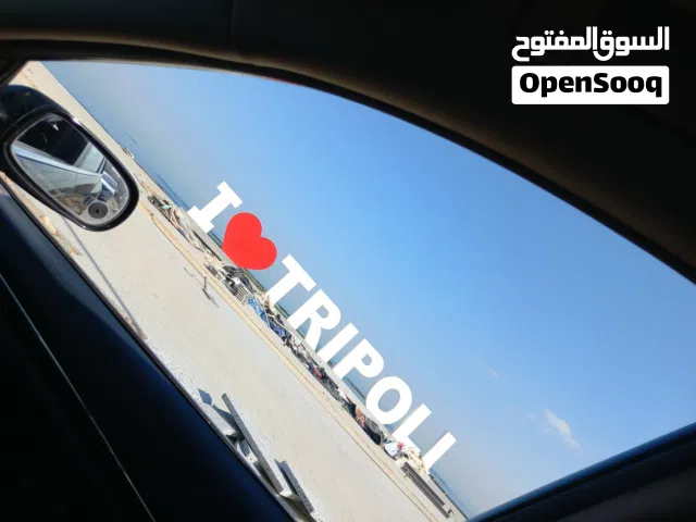 شقه في الدور التالت في شعبيه السراج للبيع موقع مميز العماره أمامها بركيدجو وجيران الله يبارك