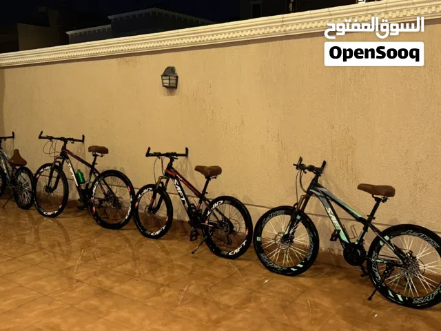 اربع قواري البيع جملة على اعلى سوم فيها خربات بسيطه تواير وفي واحد كشنه خربان
