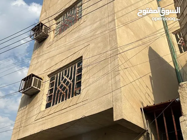 عمارة سكنية ثلاث طوابق للبيع