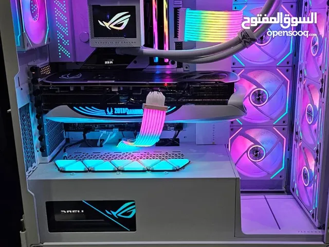 Pc for sell with monitor and mouse and keyboard