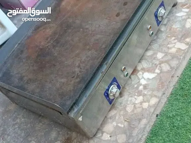 قلايه شوايه وساحبه مطبخ