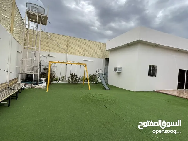 5 Bedrooms Chalet for Rent in Taif Umm Alarad