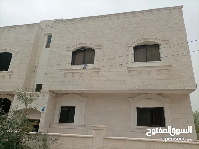 630m2 More than 6 bedrooms Townhouse for Sale in Amman Jawa
