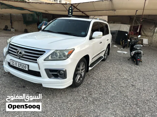 2013 لكزس LX LX 570