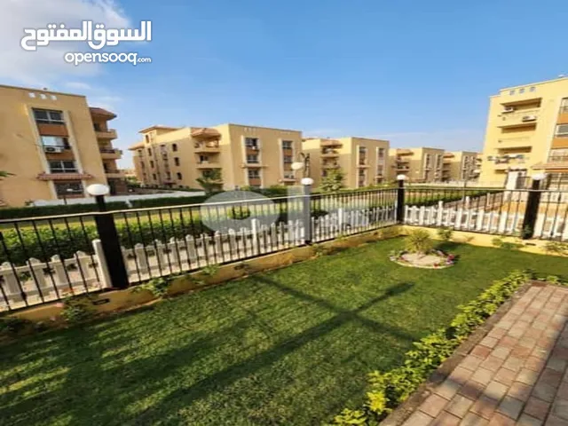 171 m2 3 Bedrooms Apartments for Sale in Giza 6th of October