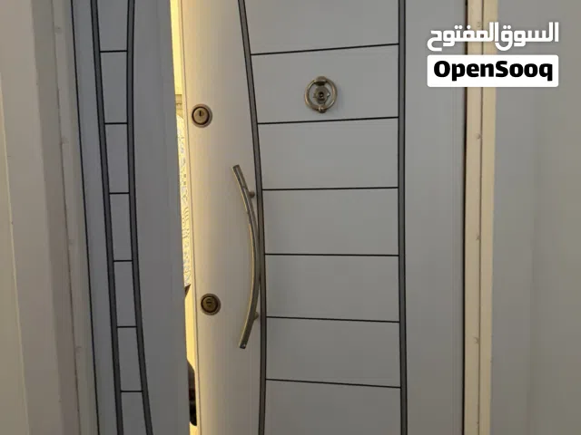 230 m2 3 Bedrooms Apartments for Rent in Tripoli Al-Serraj