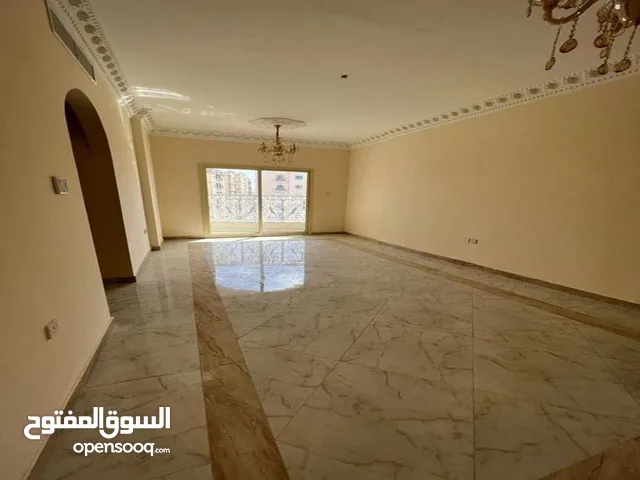 1600 ft 3 Bedrooms Apartments for Rent in Ajman Al- Jurf