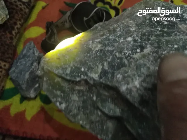 احجار اليشم او حجر الجاد
