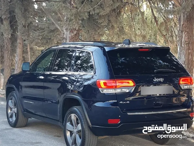 جيب جراند شيروكي 2016 ليمتد فحص كامل بانوراما لون مميز جدآ واضح ممشى قليل Jeep 4x4