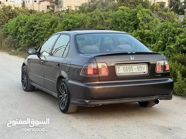 هوندا سيفيك مطور 1600 بنزين جير عادي لعشاق السيارات اليابانيه المميزه